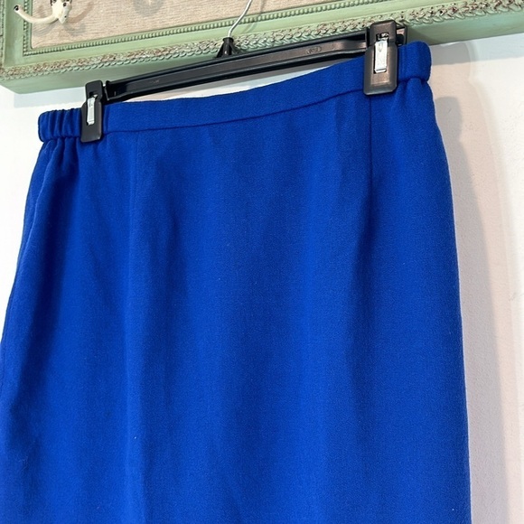 Vintage wool blend professional career woman’s pencils skirt - Picture 2 of 6